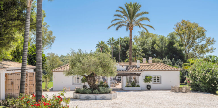 JAMES the BnB Butler Marbella full service villa rental & yacht charter