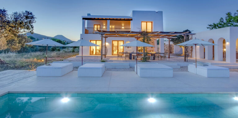 JAMES the BnB Butler full service villa rental & yacht charter Ibiza